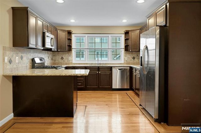 102 Montgomery Street 15, Bloomfield, NJ 07003