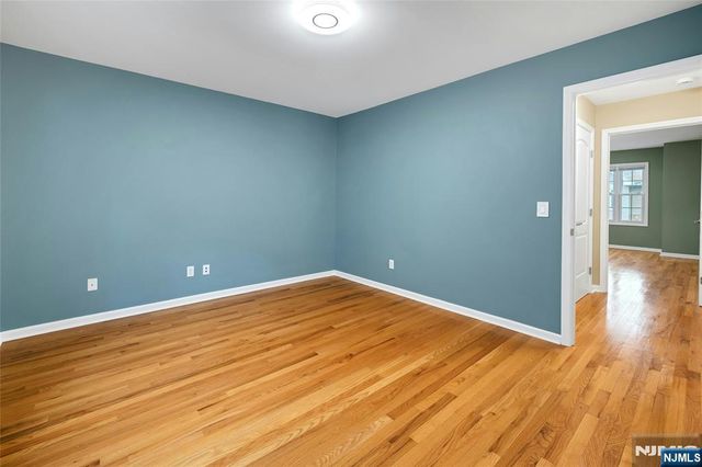 102 Montgomery Street 15, Bloomfield, NJ 07003