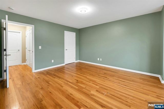 102 Montgomery Street 15, Bloomfield, NJ 07003