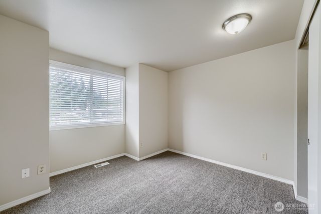 22206 SE 250th Street, Maple Valley, WA 98038
