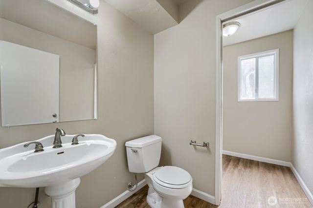 22206 SE 250th Street, Maple Valley, WA 98038
