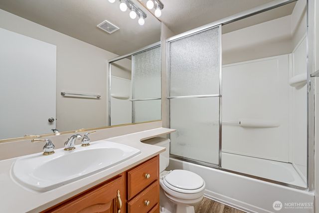 22206 SE 250th Street, Maple Valley, WA 98038