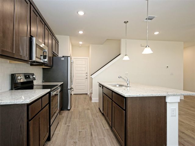 415 Parkline DR, Georgetown, TX 78626