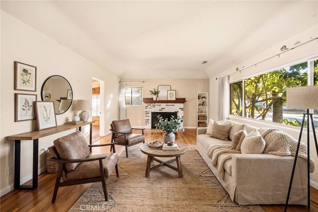 812 South, Glendale, CA 91202
