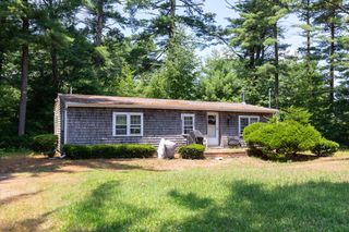 12 Center Street, Carver, MA 02330