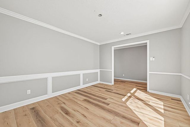 11906 Moorcreek Drive, Houston, TX 77070