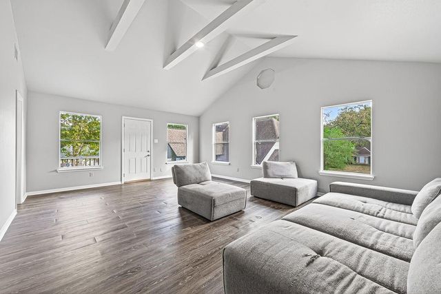 11906 Moorcreek Drive, Houston, TX 77070