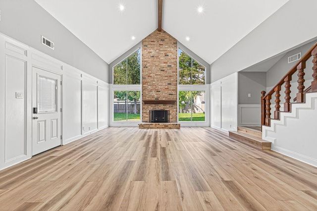 11906 Moorcreek Drive, Houston, TX 77070