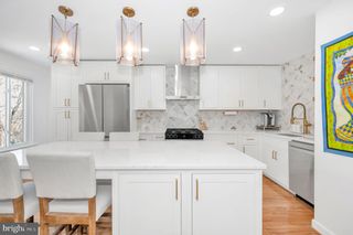 5025 7TH RD S #202, Arlington, VA 22204