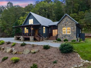 263 Brasstown Road, Westminster, SC 29693