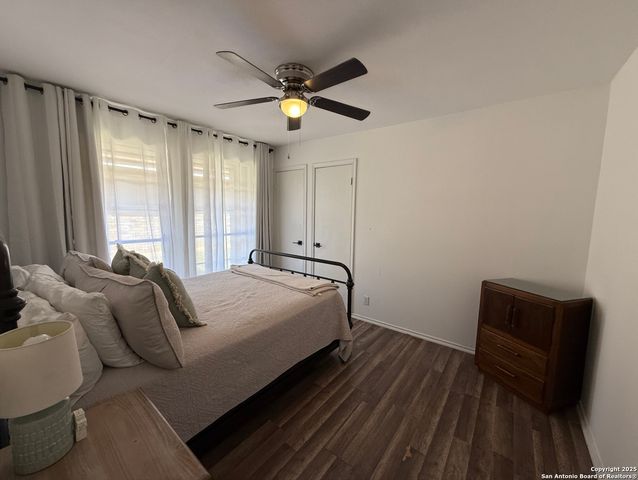 10921 Forest Farm, Live Oak, TX 78233