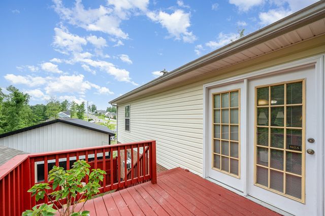 543 Skyview Dr, Ashland City, TN 37015