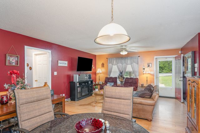 543 Skyview Dr, Ashland City, TN 37015