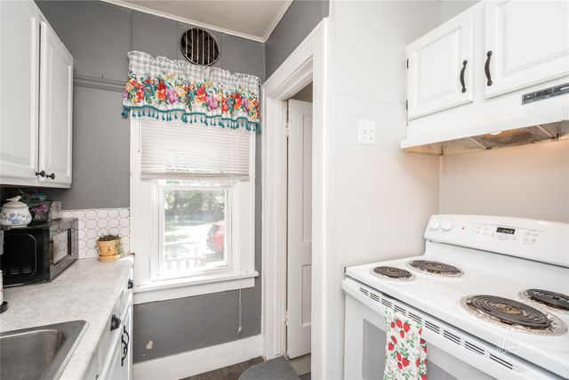 2802 Payne Road, Des Moines, IA 50310