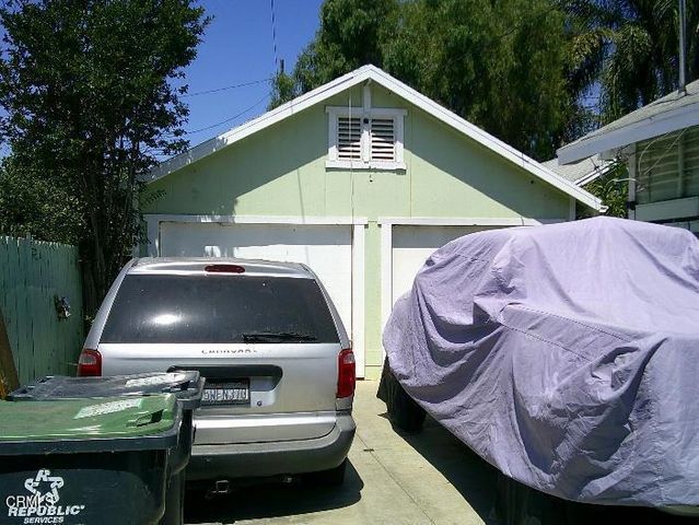 826 S Orange Avenue, Santa Ana, CA 92701