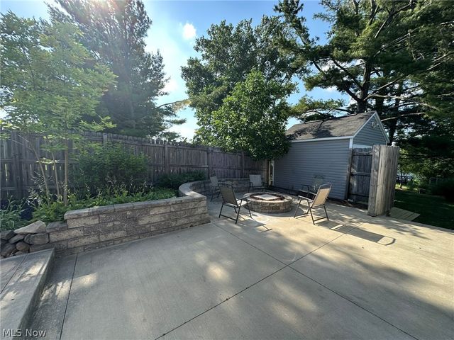 14724 Elm Drive, Newbury, OH 44065