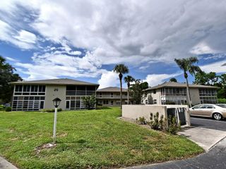 25 Lake Vista Trail 106, Port St Lucie, FL 34952
