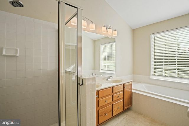 13231 AUTUMN MIST CIR, Germantown, MD 20874