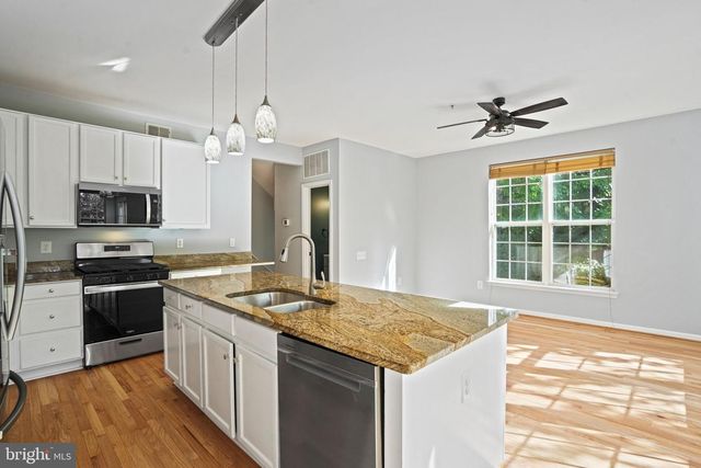 13231 AUTUMN MIST CIR, Germantown, MD 20874