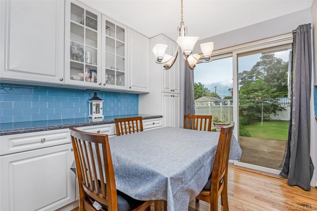 11 Delano Place, West Babylon, NY 11704