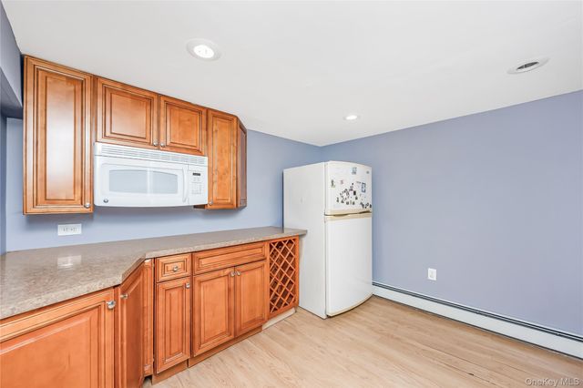 11 Delano Place, West Babylon, NY 11704