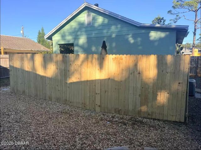 135 12th Street, Holly Hill, FL 32117