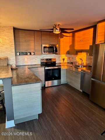 1 Scenic Drive 1403, Highlands, NJ 07732