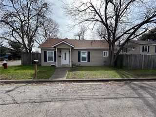 1708 Baker, Bryan, TX 77803