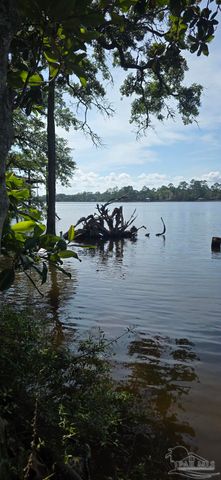 5056 San Miguel St, Milton, FL 32583