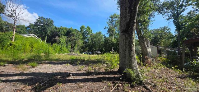 5056 San Miguel St, Milton, FL 32583