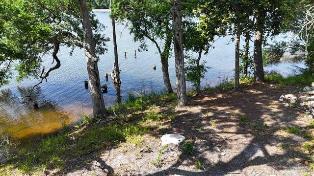 5056 San Miguel St, Milton, FL 32583