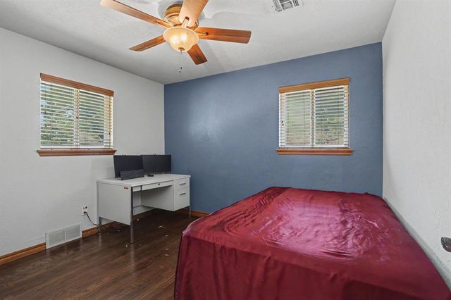 713 Hedge Drive, Oklahoma City, OK 73110