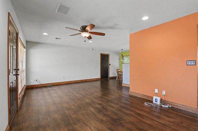 713 Hedge Drive, Oklahoma City, OK 73110