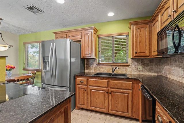 713 Hedge Drive, Oklahoma City, OK 73110