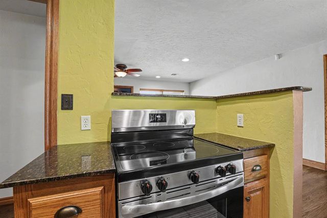 713 Hedge Drive, Oklahoma City, OK 73110