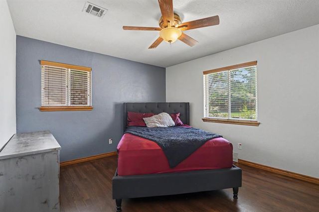 713 Hedge Drive, Oklahoma City, OK 73110