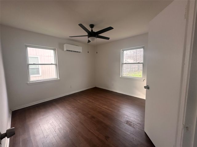 440 12th Street NE, Paris, TX 75460