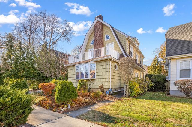 32-24 157th Street, Flushing, NY 11354