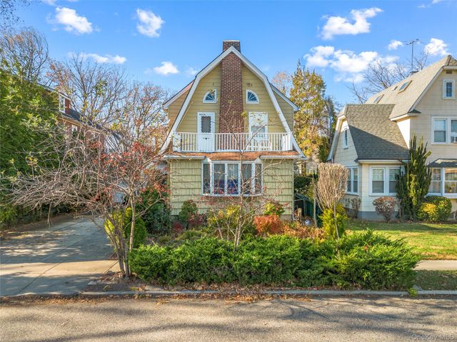 32-24 157th Street, Flushing, NY 11354