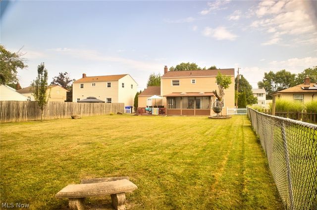 14065 Heatherwood Drive, Brook Park, OH 44142