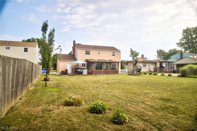 14065 Heatherwood Drive, Brook Park, OH 44142