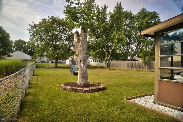14065 Heatherwood Drive, Brook Park, OH 44142