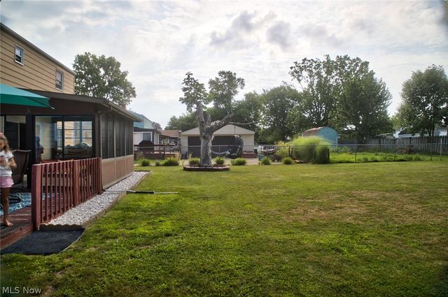 14065 Heatherwood Drive, Brook Park, OH 44142