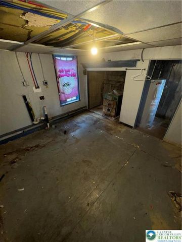 4856 Huckleberry Road, South Whitehall Twp, PA 18069