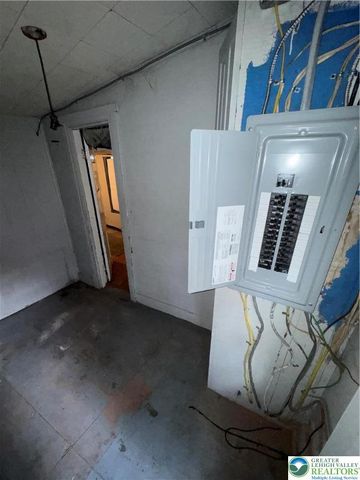 4856 Huckleberry Road, South Whitehall Twp, PA 18069