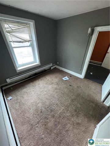 4856 Huckleberry Road, South Whitehall Twp, PA 18069