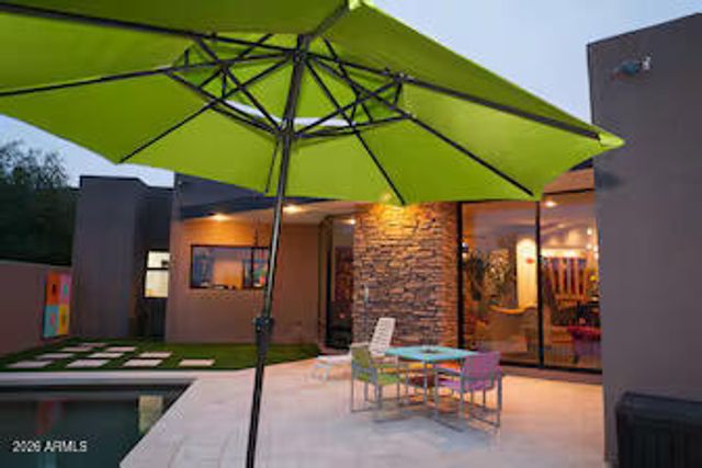 2201 E Euclid Avenue, Phoenix, AZ 85042