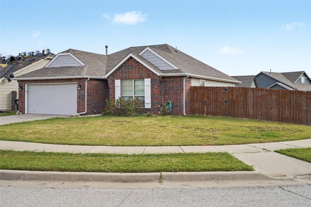 4403 N 35th Street, Broken Arrow, OK 74014