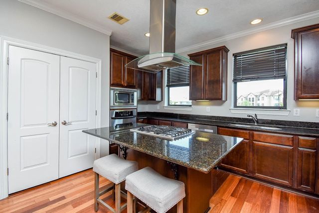 3458 Clearview Villa Way, Houston, TX 77025