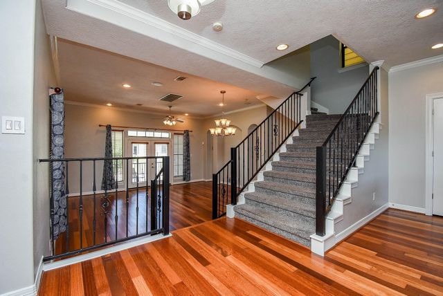 3458 Clearview Villa Way, Houston, TX 77025